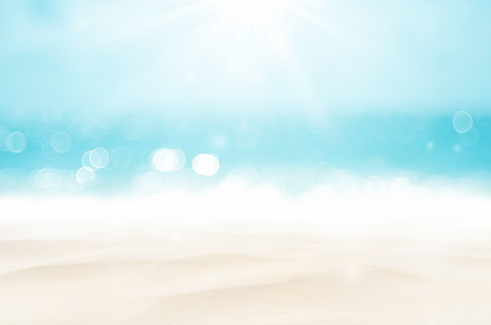 A quiet ocean horizon